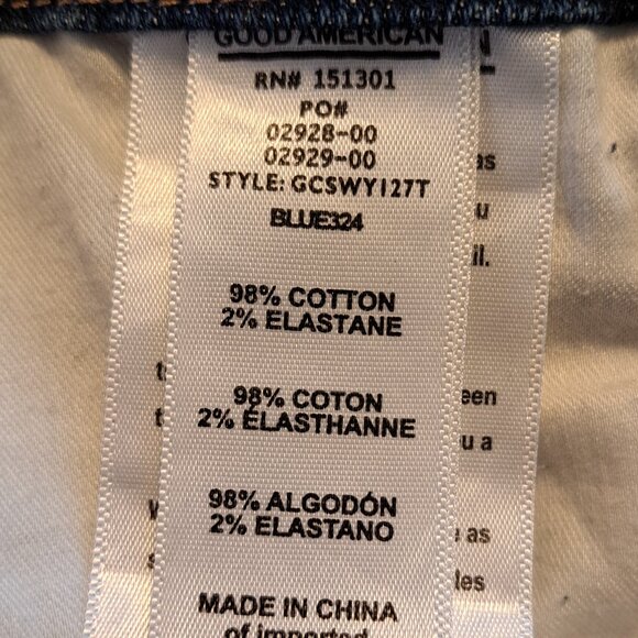 Good American Good Curve Cropped Jeans Size 4/27 - Picture 8 of 8